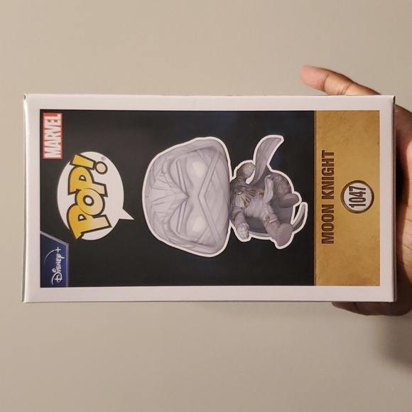 Marvel Moon Knight Funko Pop #1047 - Glow in the Dark - Picture 3 of 7